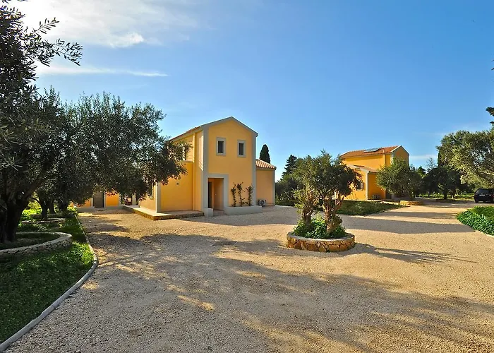 Elaia Villas